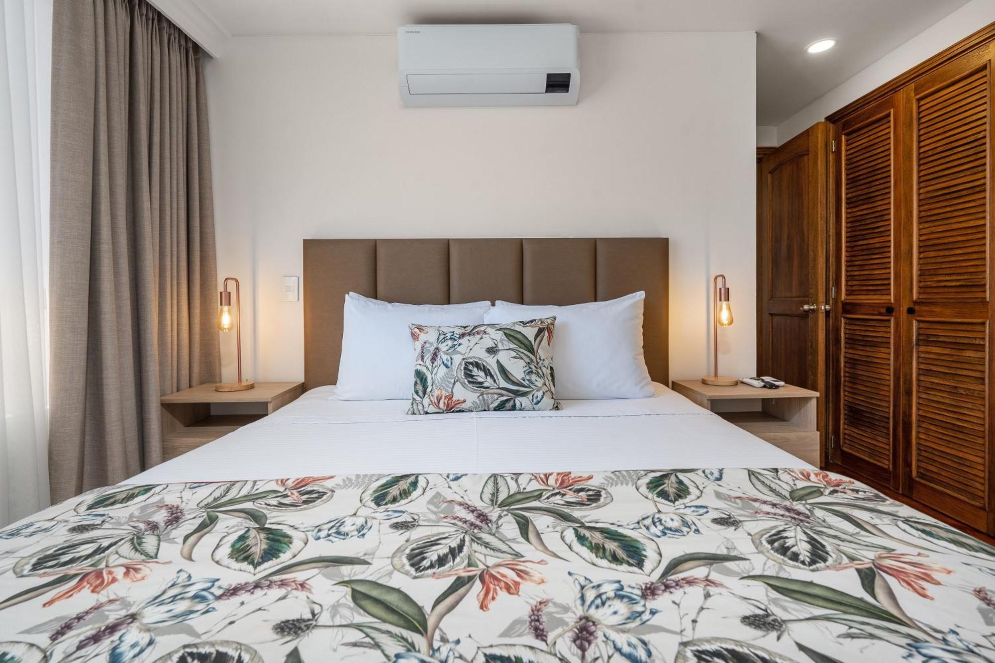 Alcazar De Oviedo By Ee Hoteles Medellín Eksteriør billede